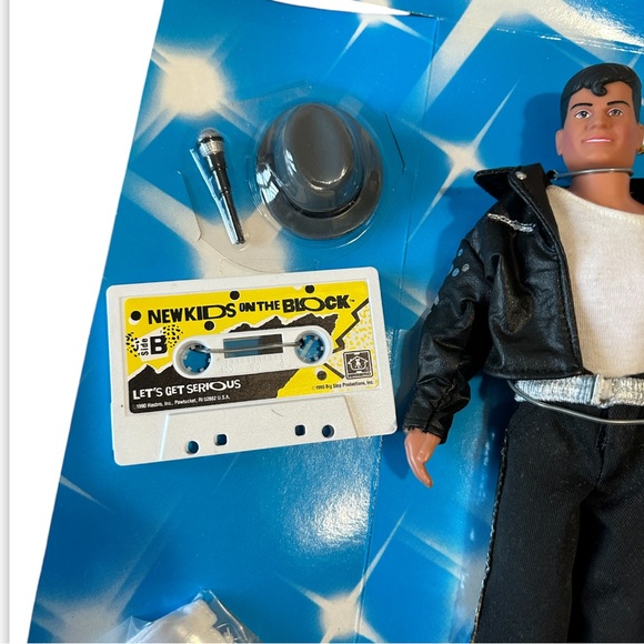 Vintage New Kids on the Block Fashion Figures in Concert Jordan Knight Doll - Picture 10 of 14